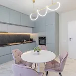 Cozy Premium Collection - & Bukarest